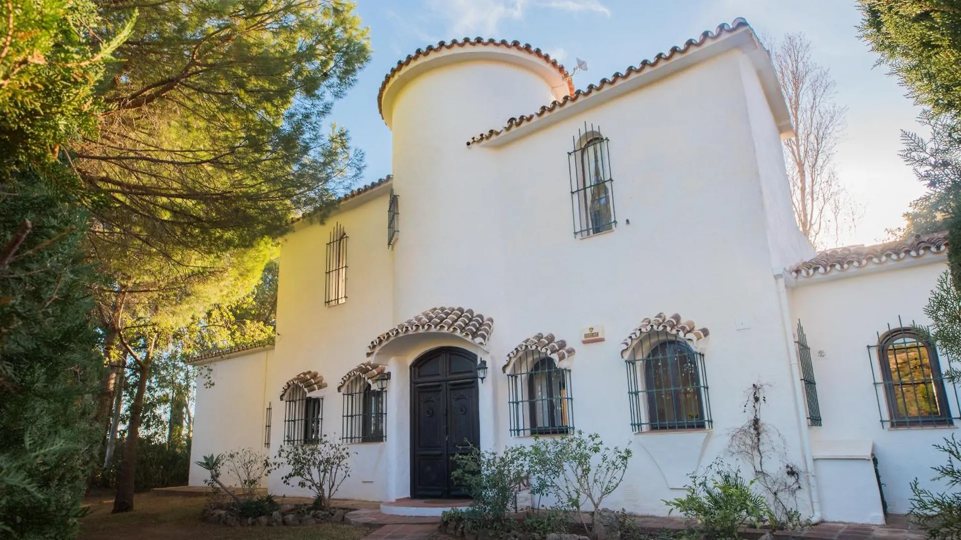 Luxury Villa El Toril - Mijas With Heated Pool & Scenic Views