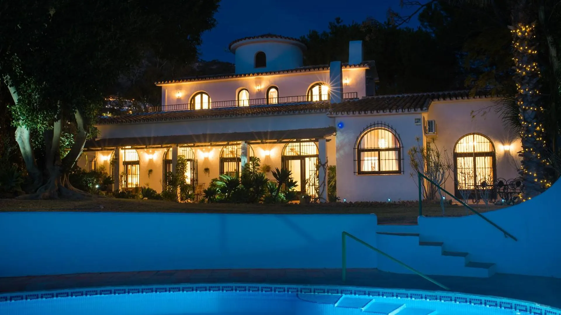Luxury Villa El Toril - Mijas With Heated Pool & Scenic Views
