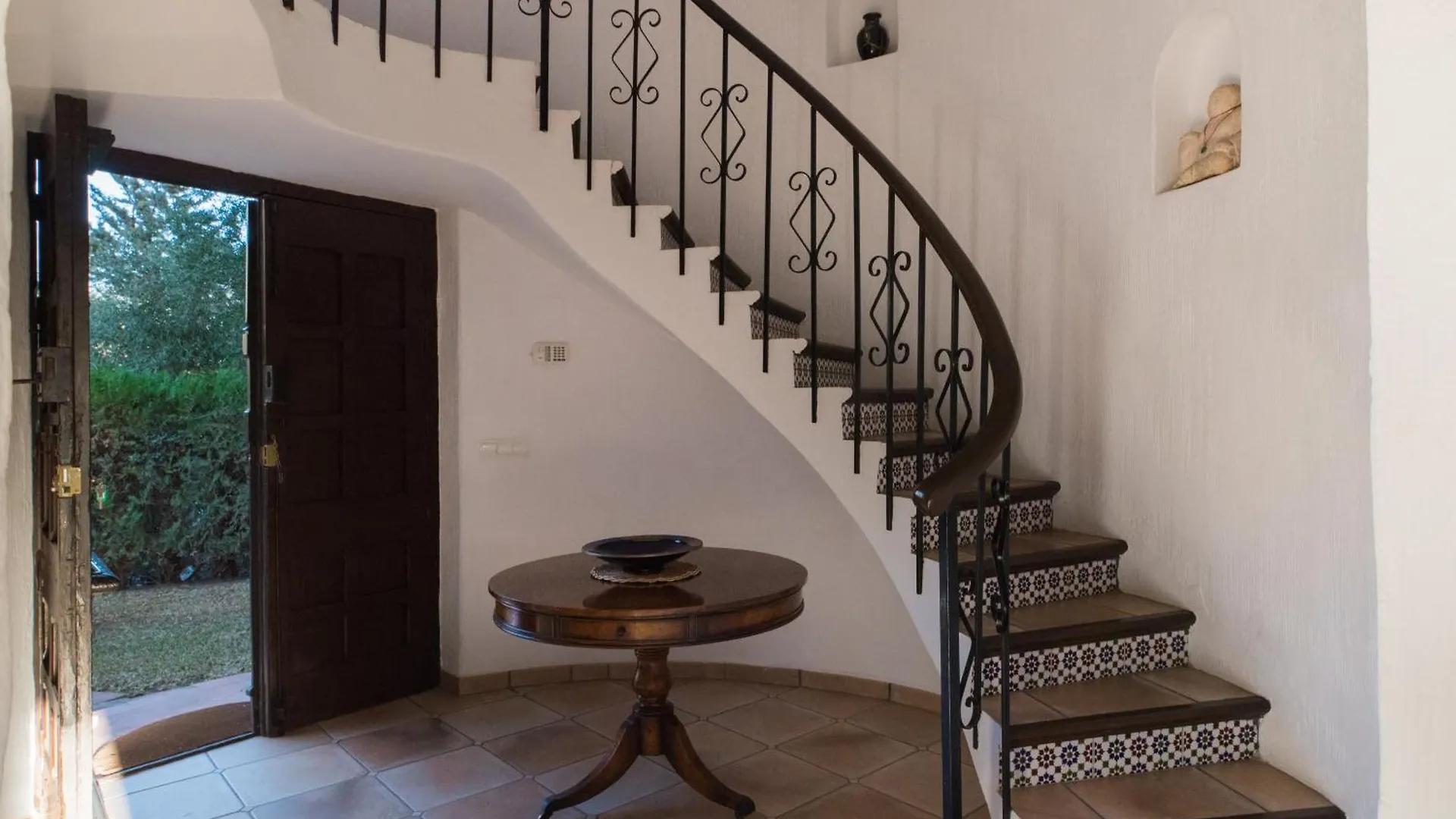 Luxury Villa El Toril - Mijas With Heated Pool & Scenic Views