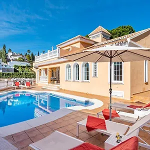 Villa Fuengirola Majestic, Mijas